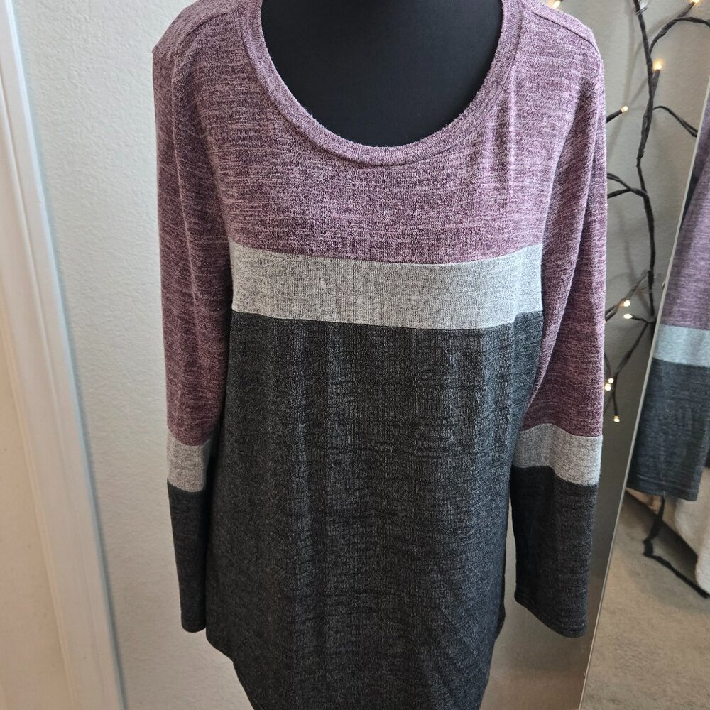 BloomChic - Size 10 Blouse - EUC